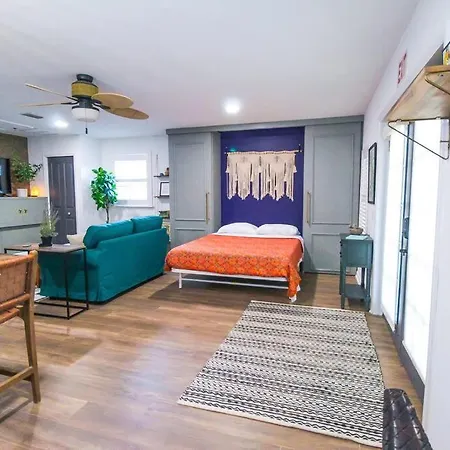 The Mini Moody - Luxurious Home Recently Renovated Close To Beach & Downtown St. Augustine Exterior photo